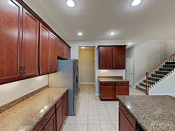 5th image of 10610 Aldo Moro Dr