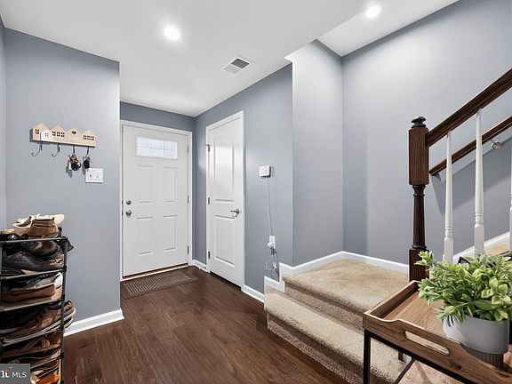2nd image of 109 Belfry Pl
