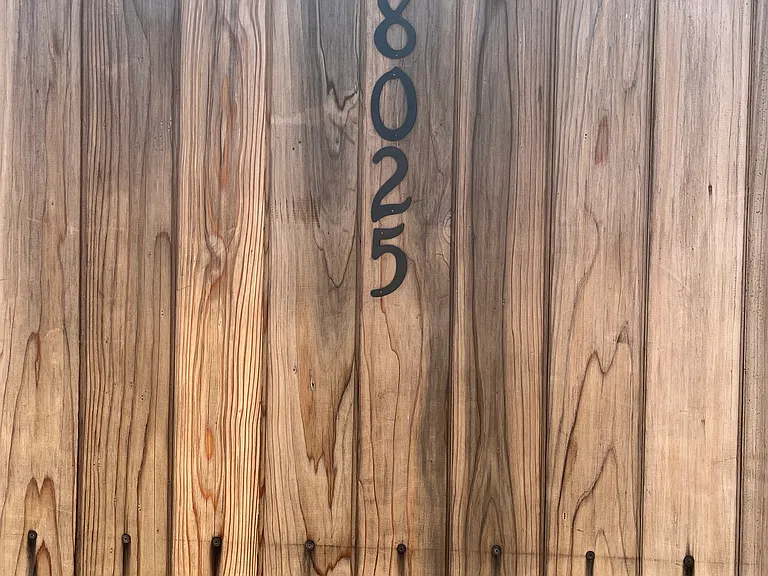 18023 Burbank Blvd — Photo 16