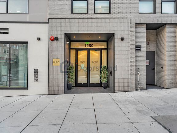 3rd image of 1580 Pacific Ave #402