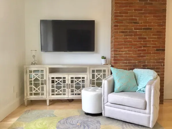 289 Spring Street #1, Portland, ME 04102