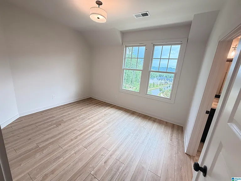 4739 Silas Ave — Photo 16