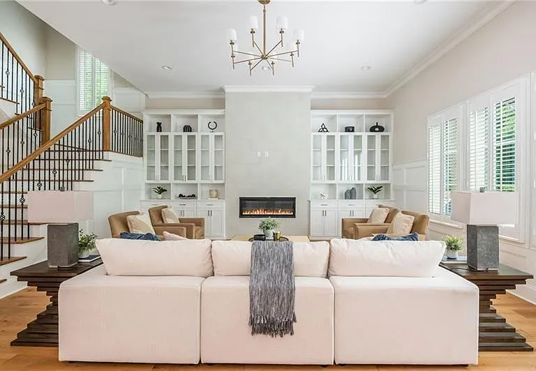 1169 Dorby Park Dr NE — Photo 6