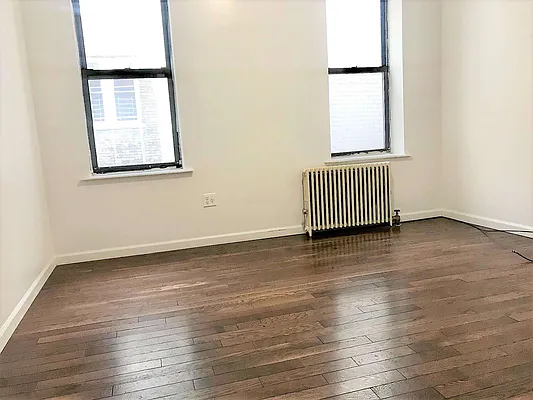 Rented by Lang Realty LLC | media 18