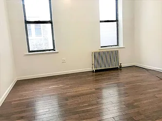 Rented by Lang Realty LLC