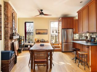 172 Prospect Park SW #2, Brooklyn, NY 11218
