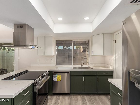 2nd image of 4630 W CONTINENTAL Drive