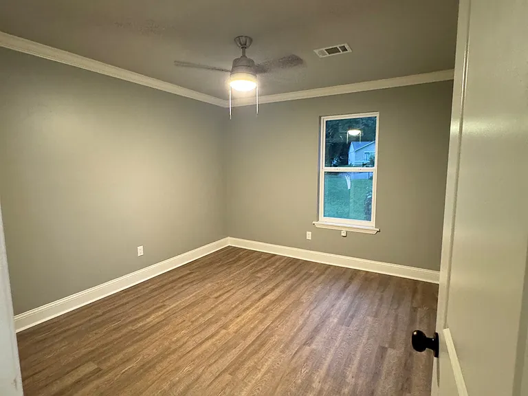 4909 Bayside Ct — Photo 11