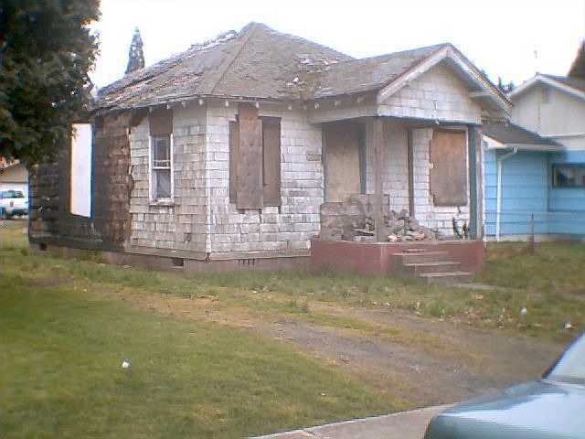 2nd image of 311 25th Ave