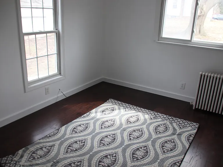 29 Warren St — Photo 20