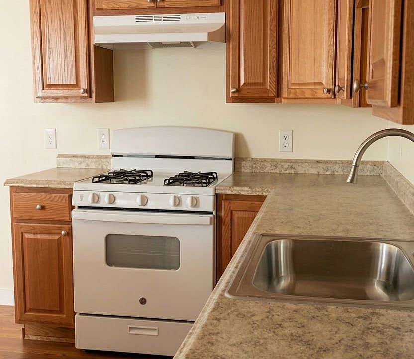 2nd image of 292 Beacon St #C