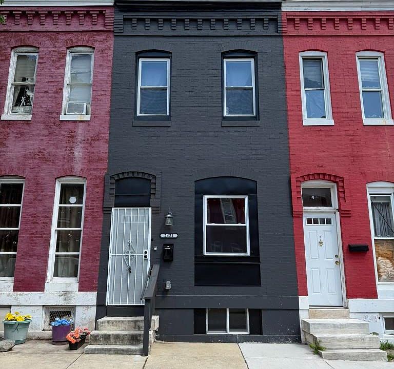 1st image of 2421 Brentwood Ave