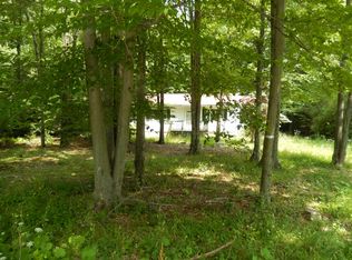 14 Old Post Rd, Tobyhanna, PA 18466