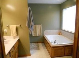 102 NW Arbor Dr, Blue Springs, MO 64014