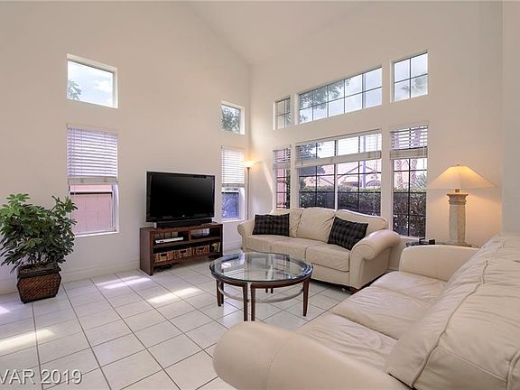 5th image of 1155 Thornfield Ln