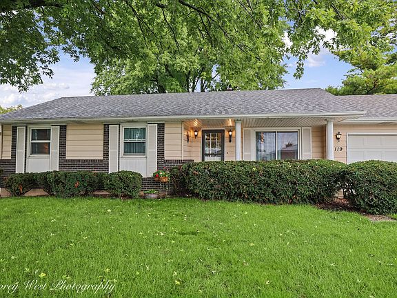 3rd image of 2119 Highland Dr