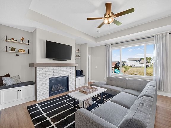 5th image of 3508 SE 18th St