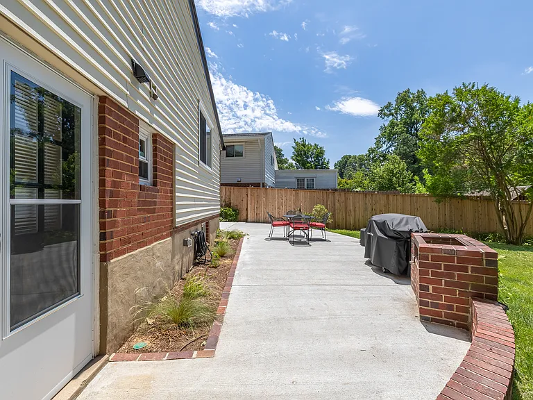 11834 Charles Rd — Photo 34