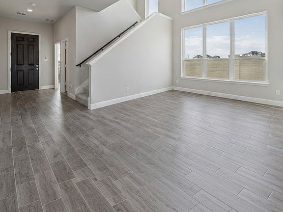 5th image of 1026 Joseph Ct