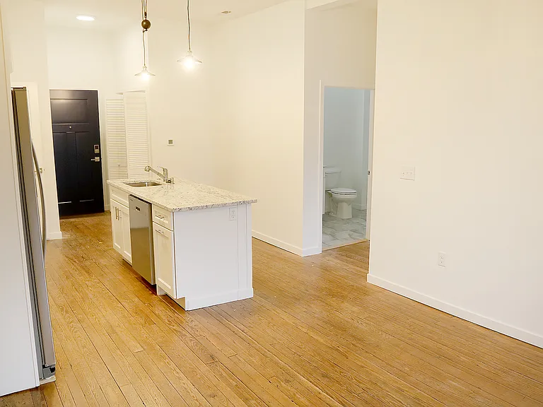 13 N Main St #C — Photo 4
