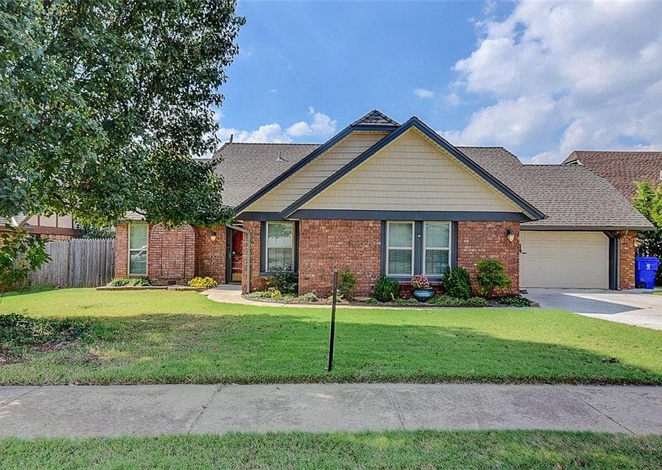 1st image of 2916 Leaning Elm Ct