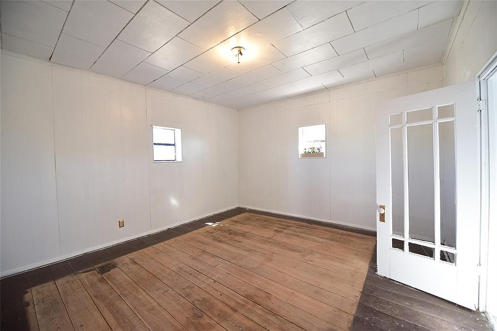 502 Edinburg St, Marfa, TX 79843 MLS 2910021 Zillow