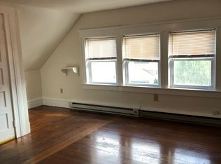 24 Mayflower St #3, East Providence, RI 02914