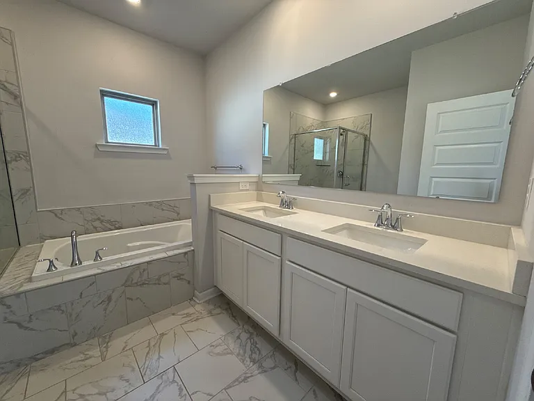 280 Shangrila Way — Photo 15