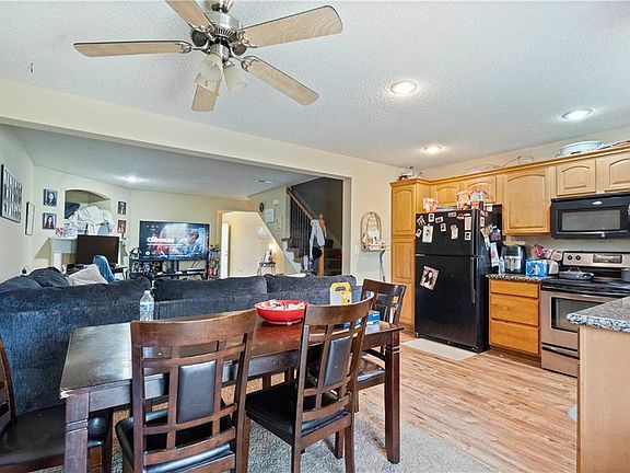 4th image of 9006 SW Macintosh Dr