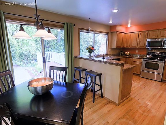 4th image of 8435 135th Ave SE