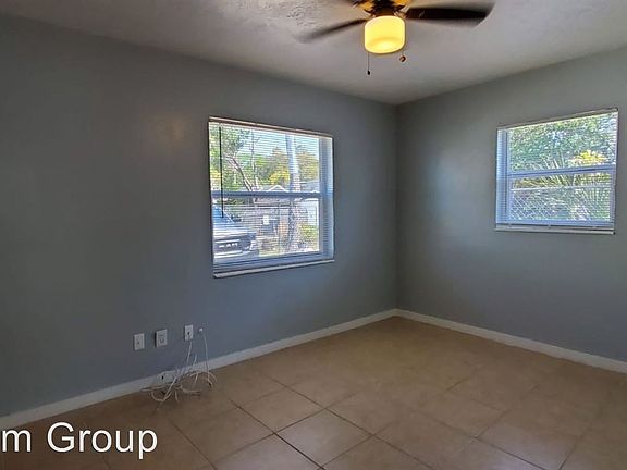 5th image of 851 22nd Ave S Unit 2