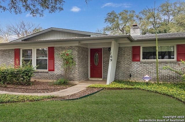 For Sale: 109 Sherri Dr, Universal City, TX 78148