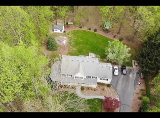 8 Devonald Dr, Asbury, NJ
