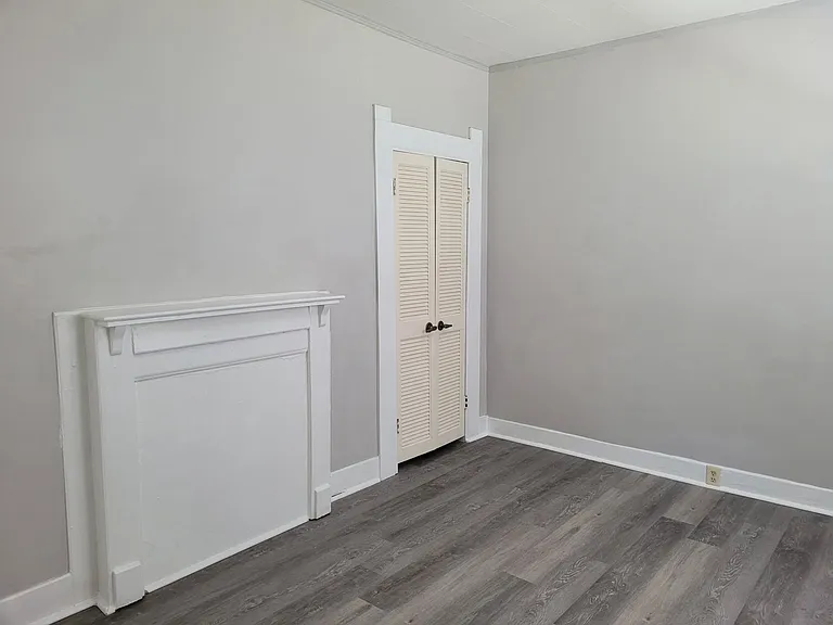 112 Boston Ct — Photo 13