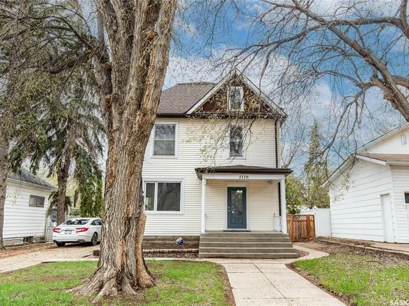 1116 1st AVENUE NW, Moose Jaw, SK S6H 3W7