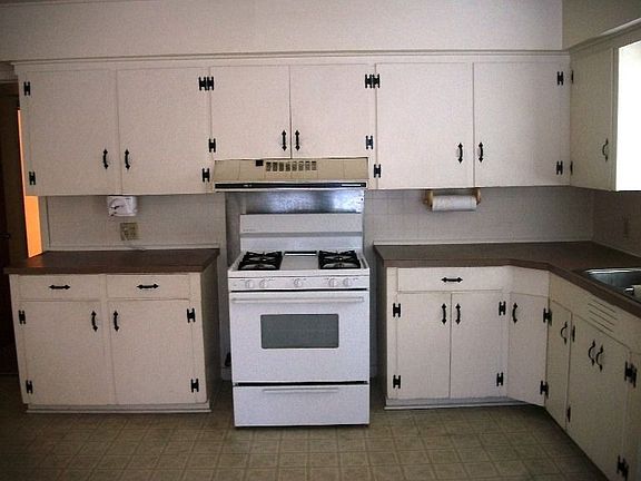 2nd image of 1407 Dautel St
