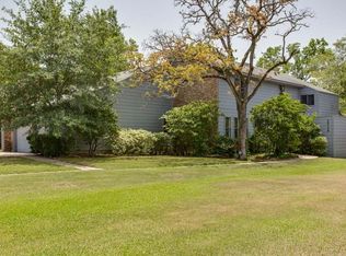 2715 Sandy Cir, College Station, TX 77845