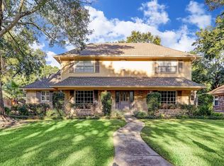 2622 Manila Ln, Houston, TX 77043