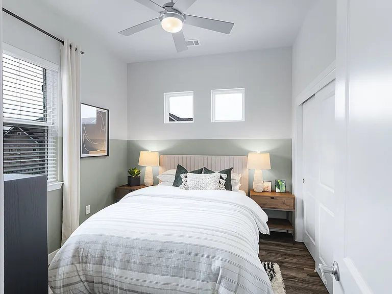 VLux Stoneridge — Photo 38