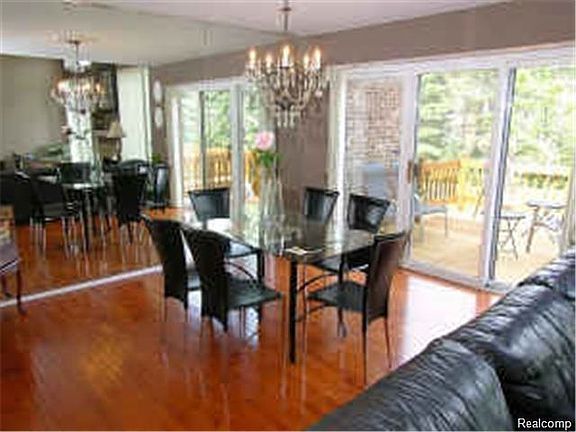 3rd image of 4220 Breckenridge Dr #1