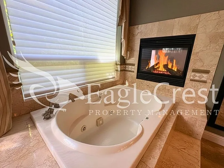 44 Vinehill Dr — Photo 42