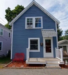 11 Middle St, Georgetown, MA, 01833