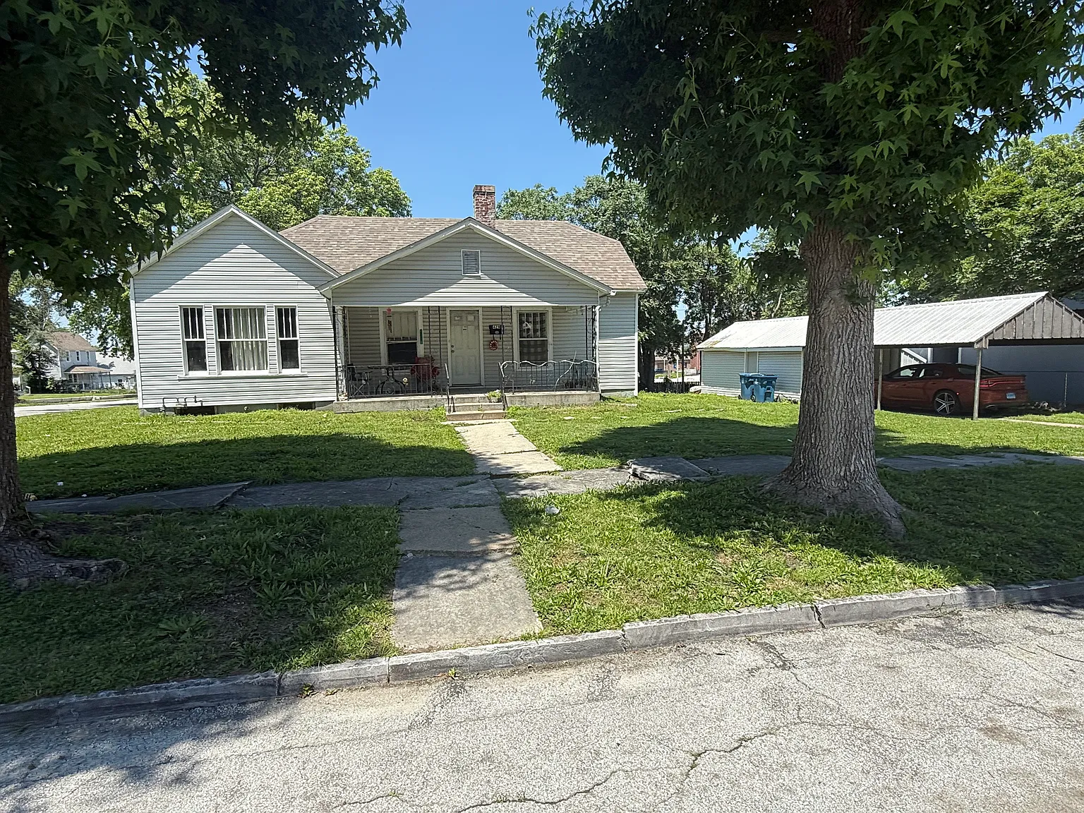 429 Walnut St — Photo 1