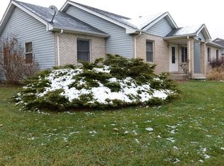 2514 S Hidden Trl, Spring Grove, IL 60081