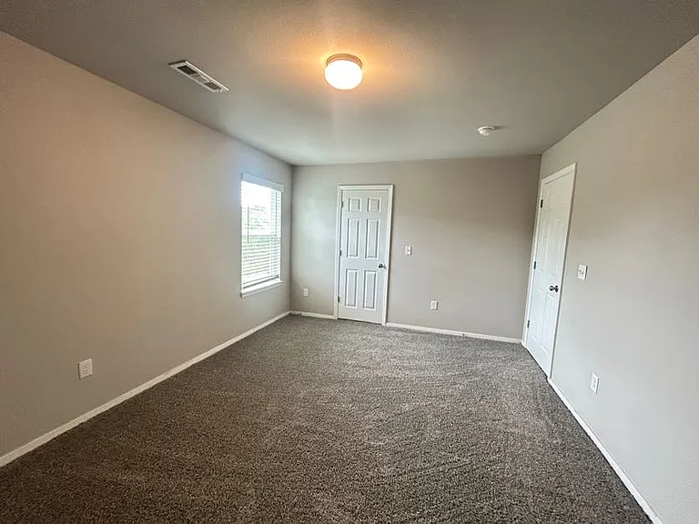949 E Sparrow Cir — Photo 8