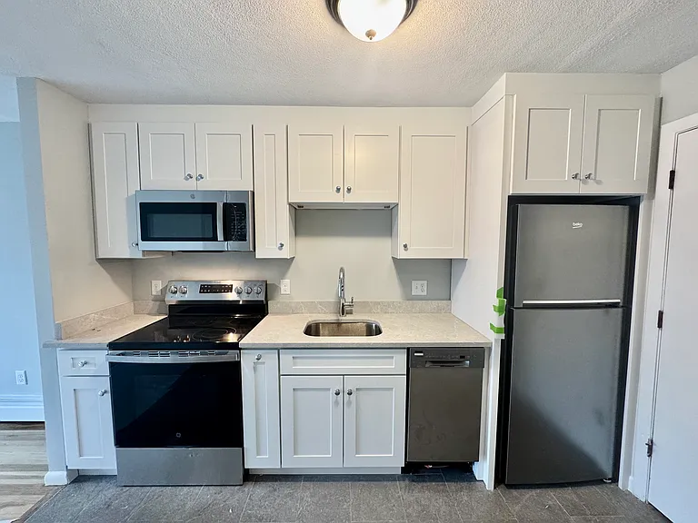 91 Spring St #B7 — Photo 5
