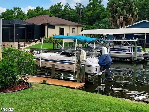 2nd image of 5471 Harborage Dr