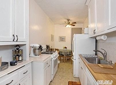 4th image of 16015 Powells Cove Blvd APT D302