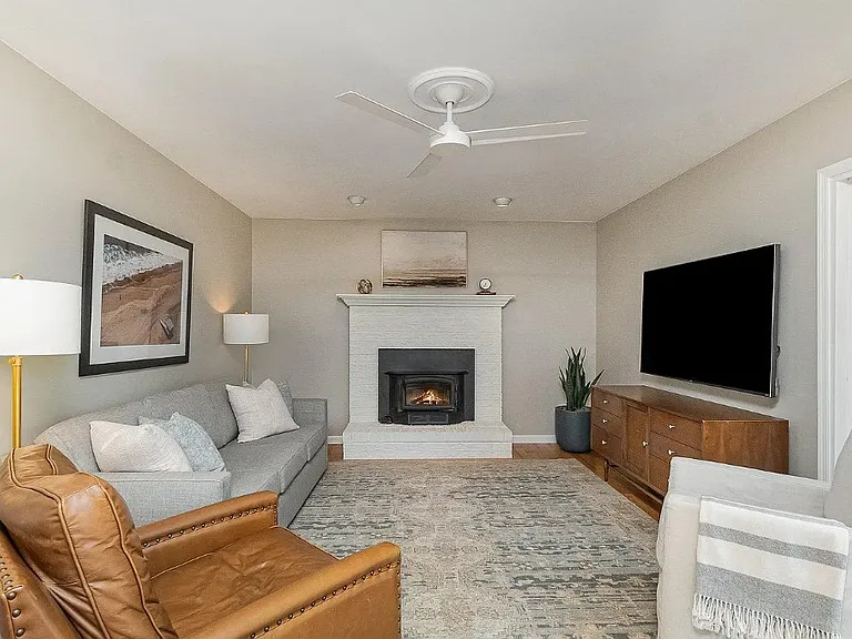 2207 Grey Fox Ct — Photo 31