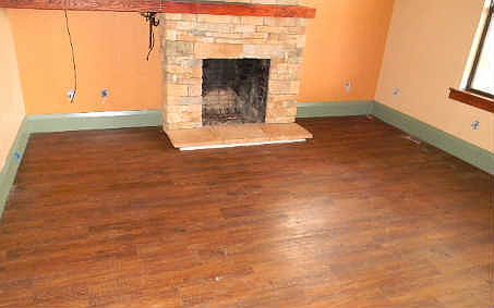 3rd image of 2250 Lakeview Dr